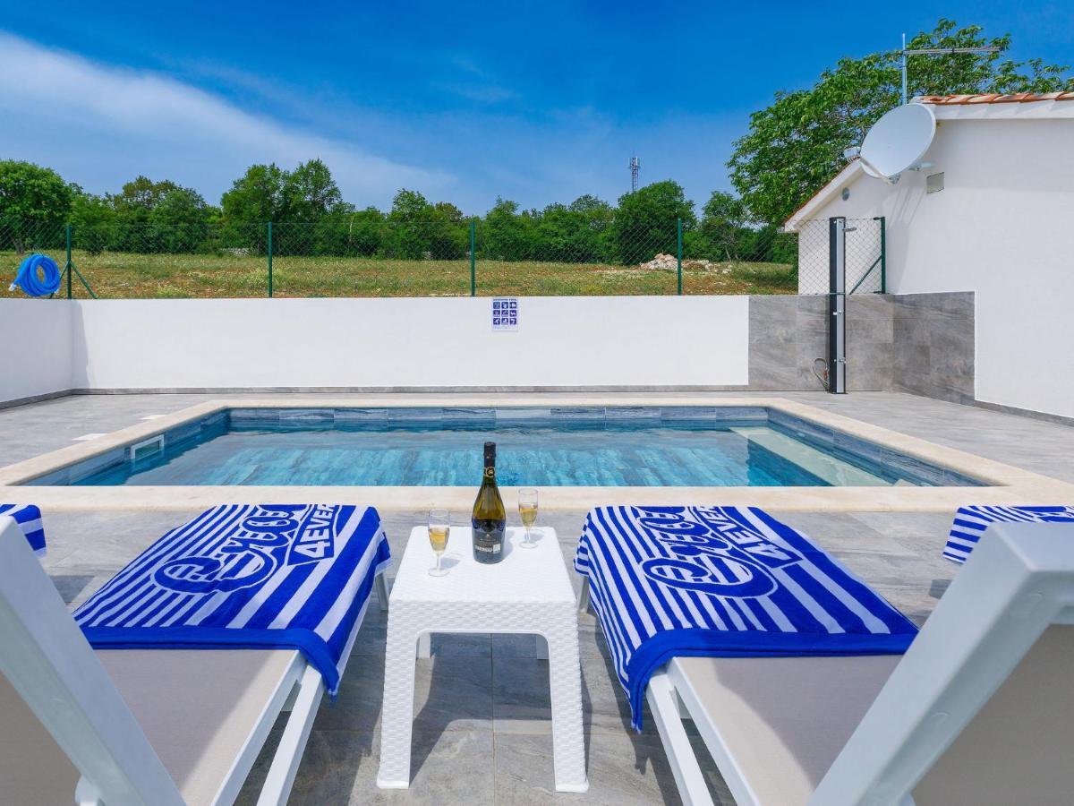 Holiday home Casa Gverino By Interhome Plomin