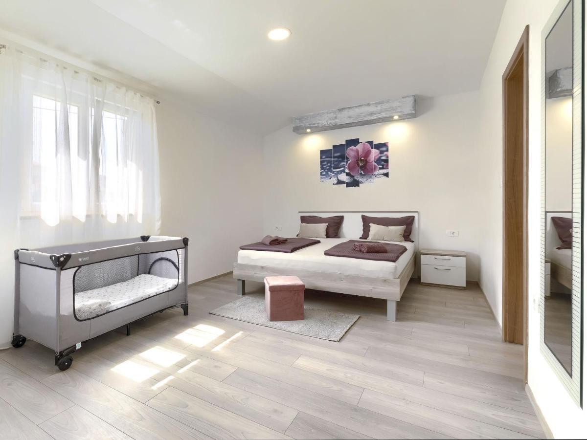 Casa Gverino By Interhome